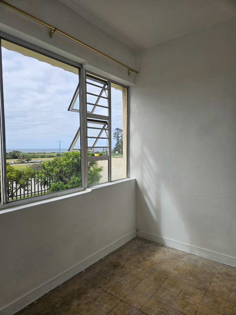 To Let 2 Bedroom Property for Rent in Humewood Eastern Cape
